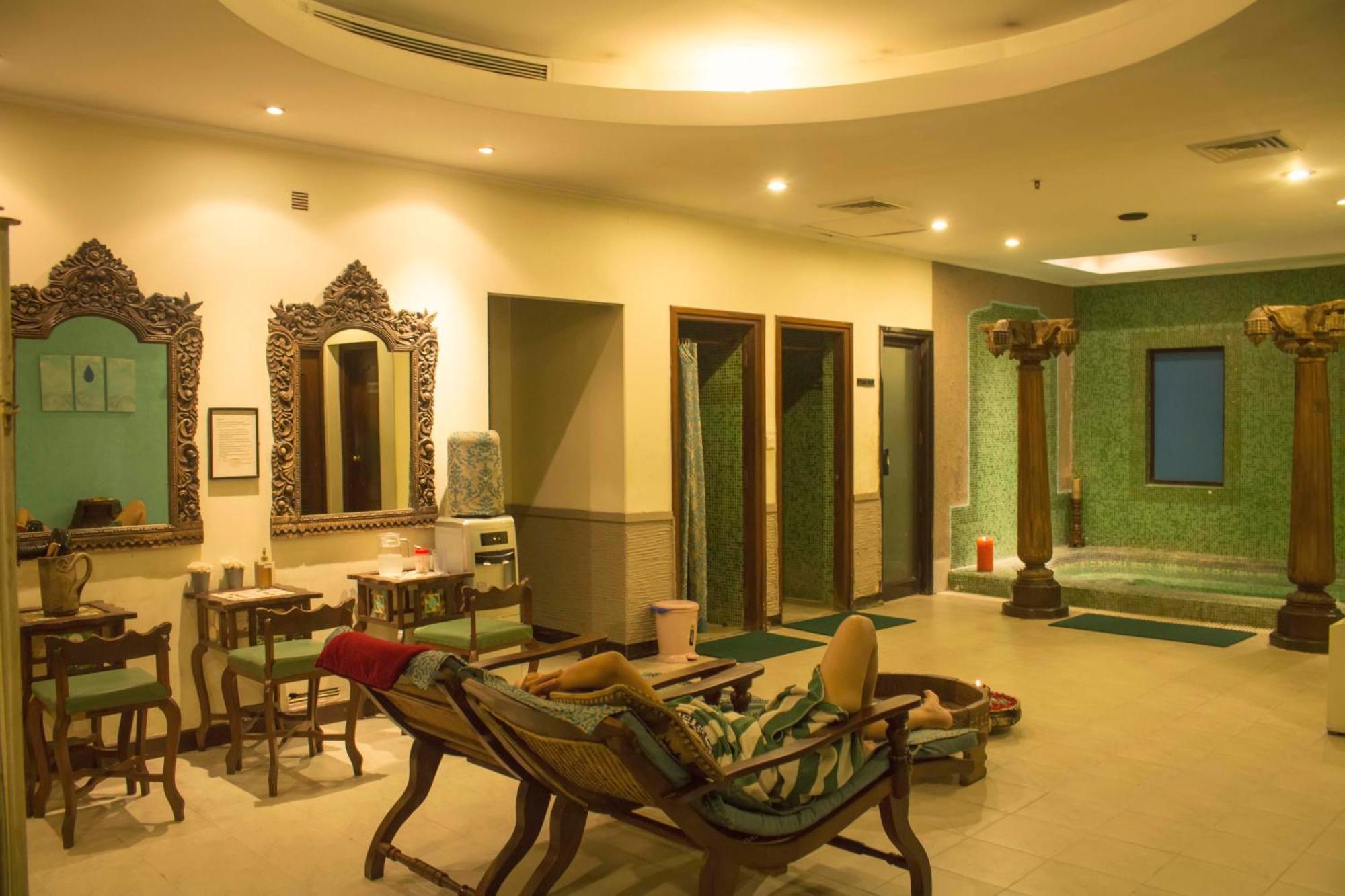 Gokarna Forest Resort Kathmandu Buitenkant foto