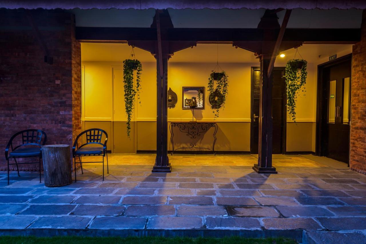 Gokarna Forest Resort Kathmandu Buitenkant foto
